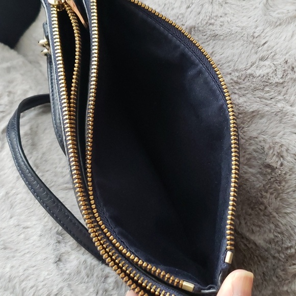 COACH Lyla Double Gusset Crossbody/Wristlet Leather Bag - Picture 8 of 14